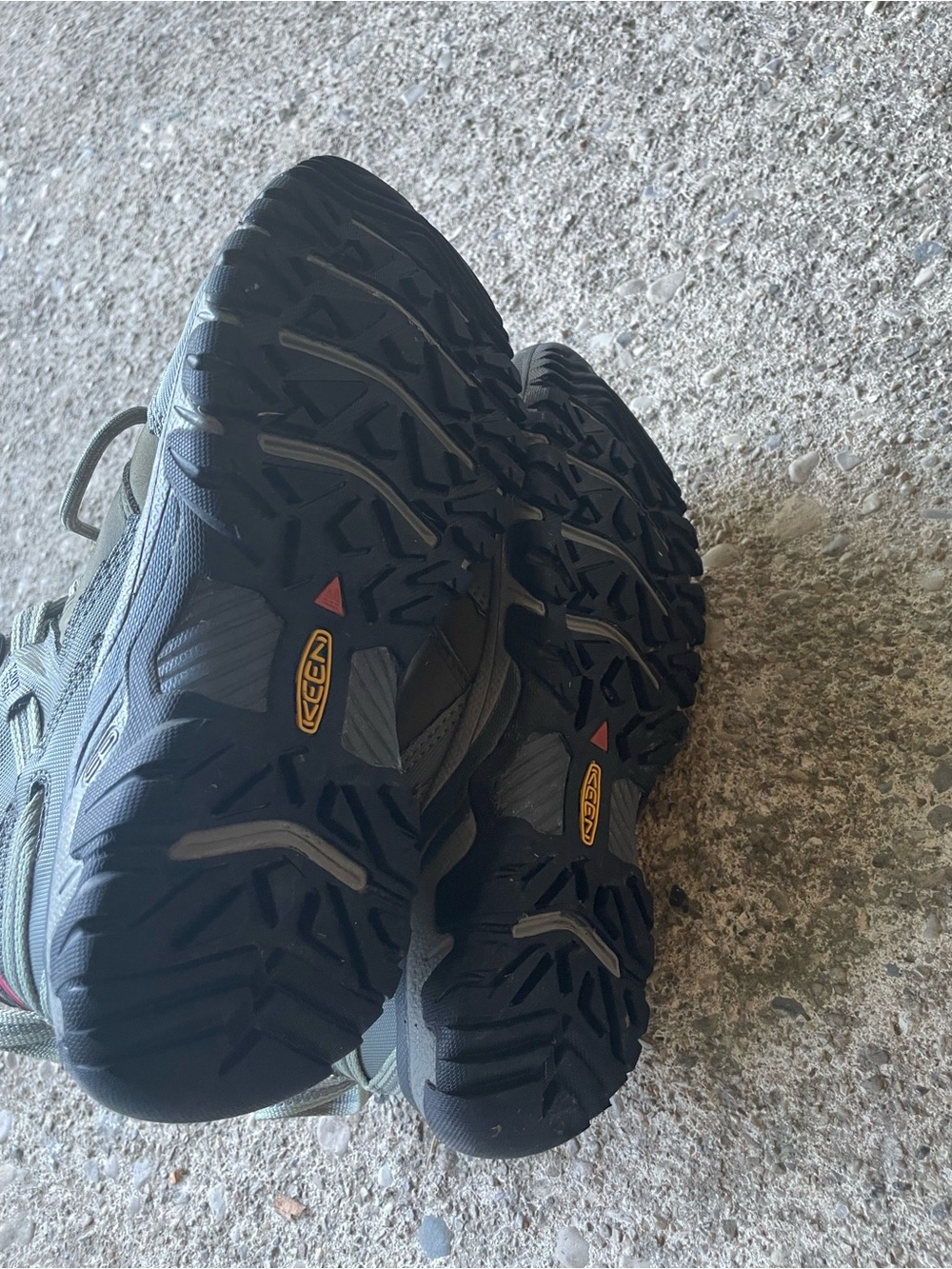 Women's Keen Waterproof Insulated
Hiking Boots 8 Multicolor - Picture 9 of 13